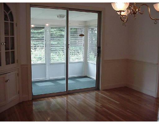 4 Elizabeth Cir, Needham, MA 02492 photo 3