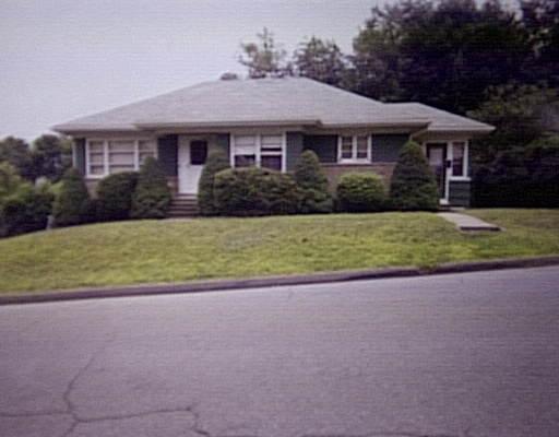 17 Cody St, Webster, MA 01570 photo 1