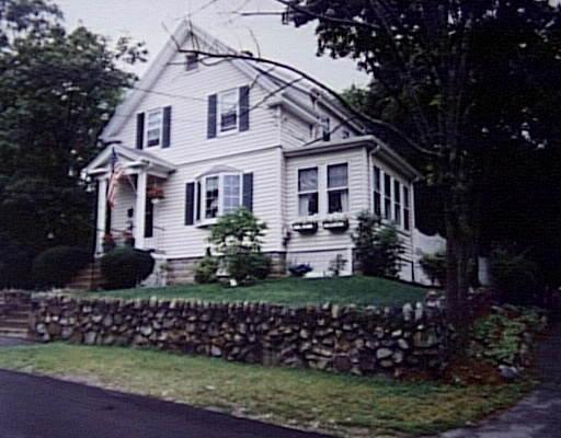 19 Cooper St, Wakefield, MA 01880 photo 1