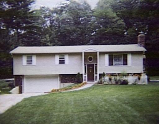 2165 Greenwich Rd, Hardwick, MA 01037 photo 1