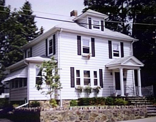 63 Maple St, Lynn, MA 01904 photo 1