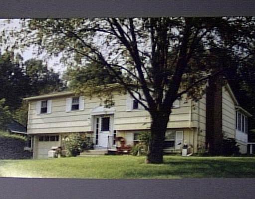 6 Comrie Rd, Auburn, MA 01501 photo 1