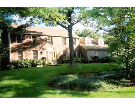 3 Saw Mill Pond Rd, Hingham, MA 02043 photo 1