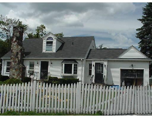 501 Hamilton St, Worcester, MA 01604 photo 1