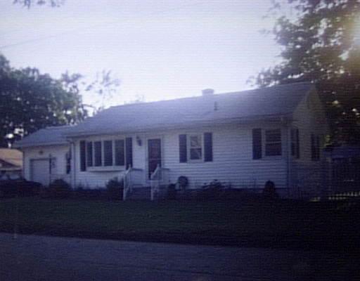 82 9th Ave, Chicopee, MA 01020 photo 1