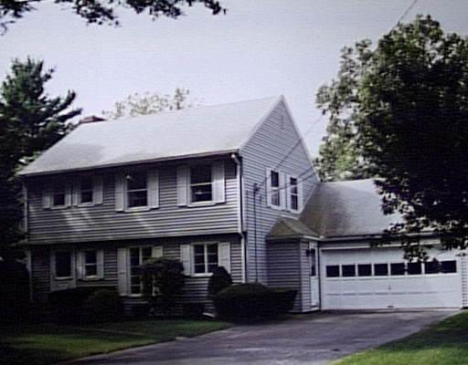 136 Bridle Path Rd, Springfield, MA 01118 photo 1