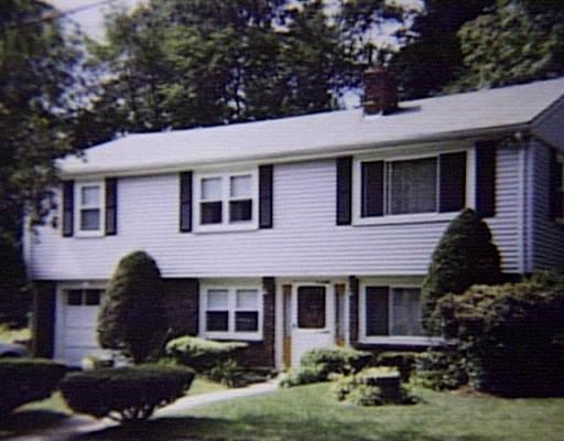 6 Hull Dr, Saugus, MA 01906 photo 1