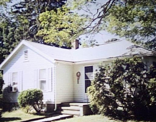 17 Maple Ave, Hanover, MA 02339 photo 1