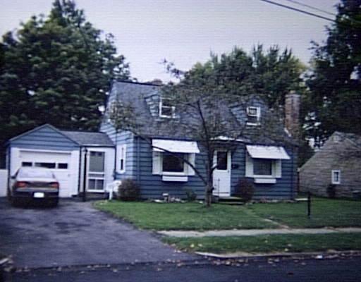 19 Seneca, Springfield, MA 01151 photo 1