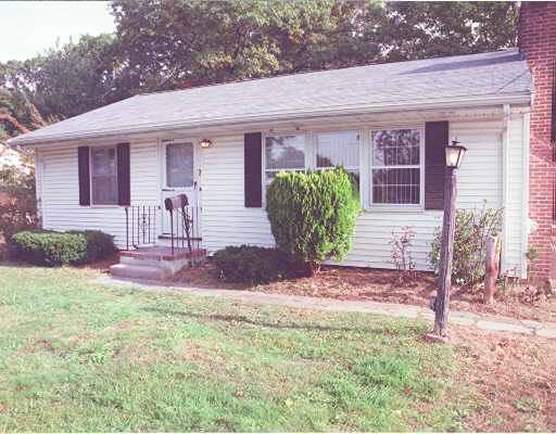 7 Lilac Ln, Dedham, MA 02026 photo 1