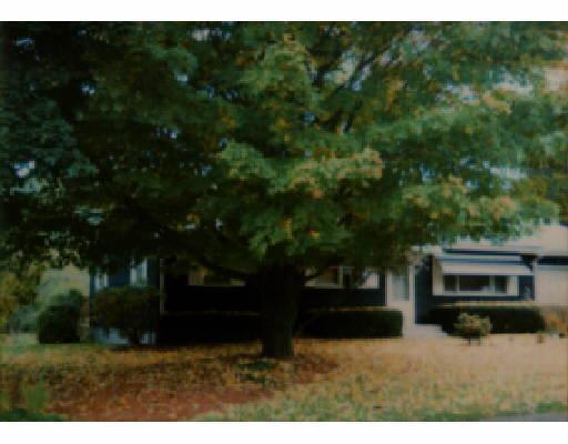 12 Overlook Dr, Easthampton, MA 01027 photo 1