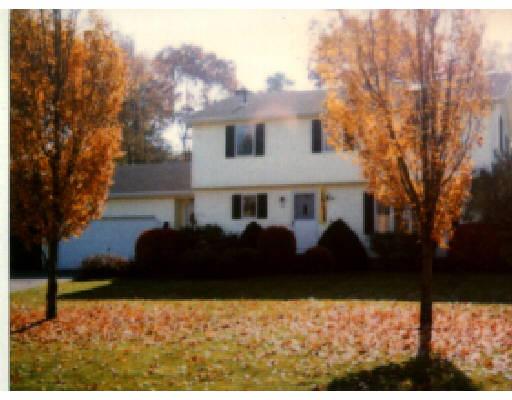 12 Silver Ln, Easthampton, MA 01027 photo 1