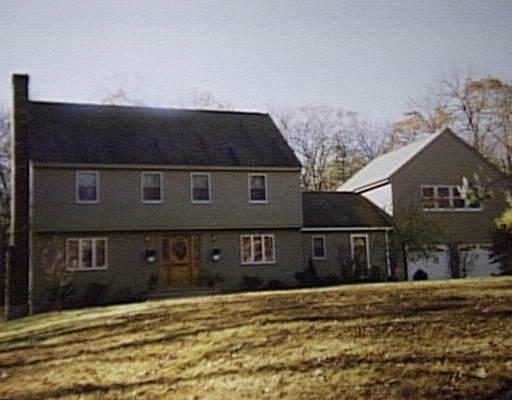 54 Grafton Rd, Upton, MA 01568 photo 1