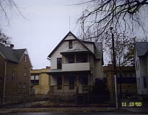 52 Massasoit St, Springfield, MA 01107 photo 1