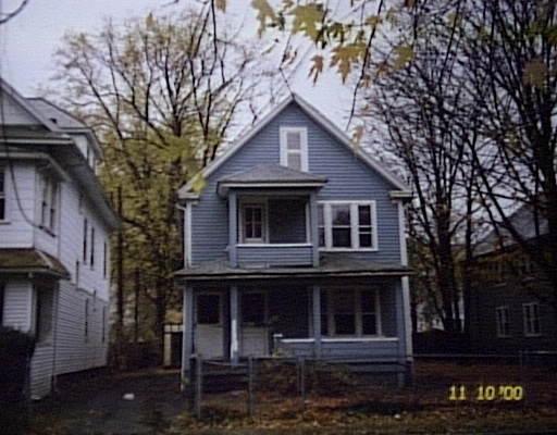 574 Plainfield St, Springfield, MA 01107 photo 1