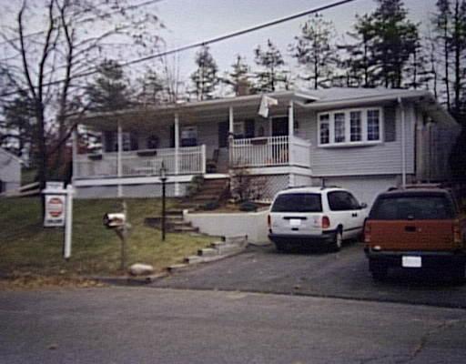 44 Olko Cir, Chicopee, MA 01020 photo 1