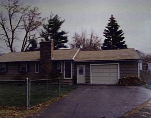 49 Calvin St, Chicopee, MA 01013 photo 1