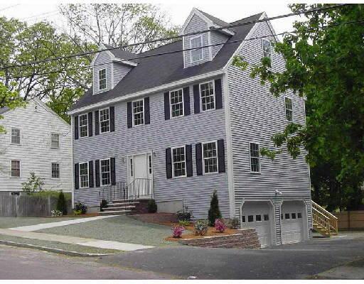 25 Auburn St, Reading, MA 01867 photo 1