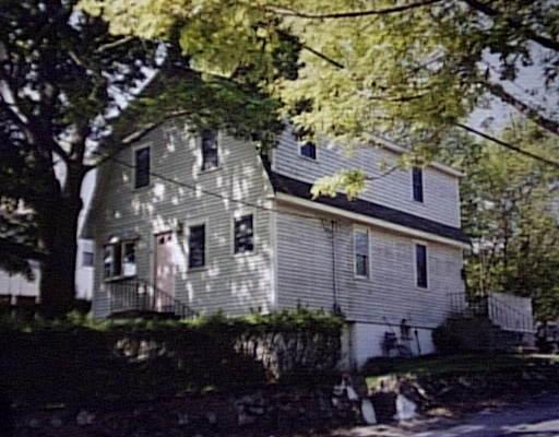 96 Kilby St, Hingham, MA 02043 photo 1