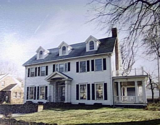 33 Chapin Ter, Springfield, MA 01107 photo 1