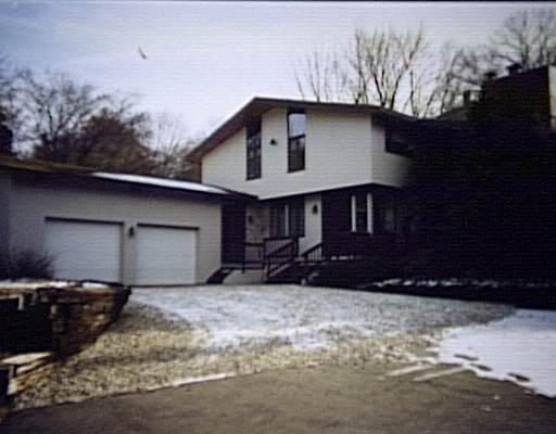 4 Bradlees End, Marblehead, MA 01945 photo 1