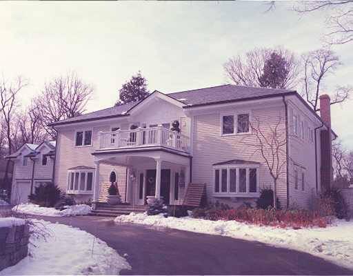 77 Heath St, Brookline, MA 02445 photo 1