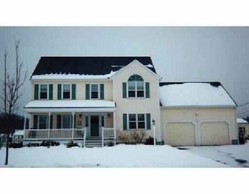 1 Josiah Dr, Upton, MA 01568 photo 1