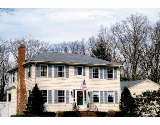 6 Evergreen Ln, Hingham, MA 02043 photo 1