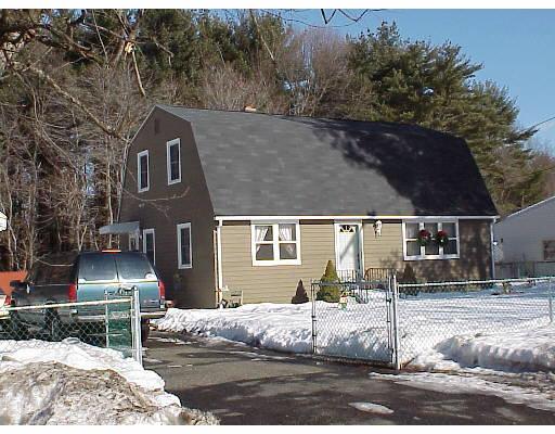 30 Fair Oak Rd, Springfield, MA 01128 photo 1