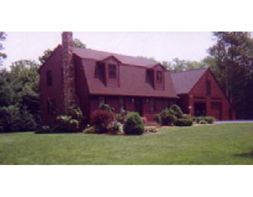 54 Christian Hill Rd, Upton, MA 01568 photo 2
