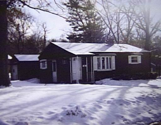 599 Plumtree Rd, Springfield, MA 01118 photo 1