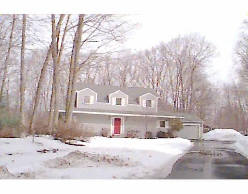 7 Mccarthy Cir, Framingham, MA 01702 photo 1