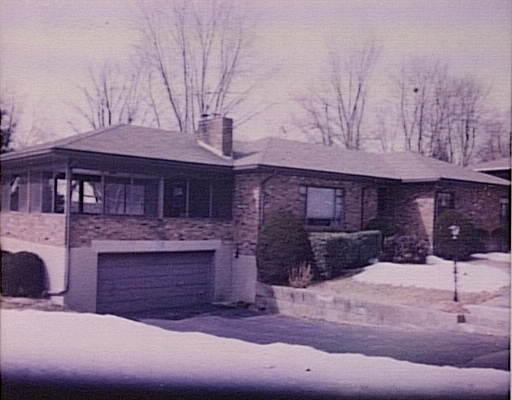 112 Macarthur Rd, Stoneham, MA 02180 photo 1
