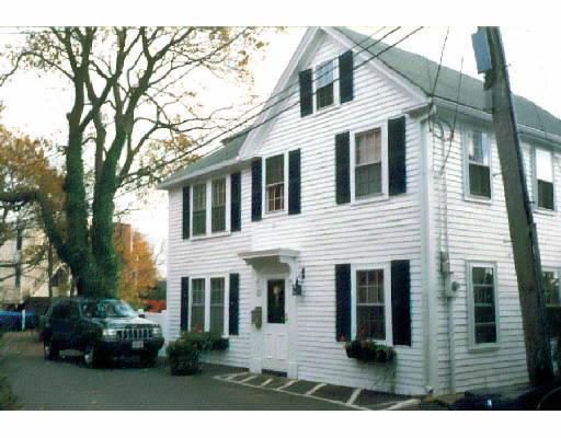 20 Nicholson St, Marblehead, MA 01945 photo 1