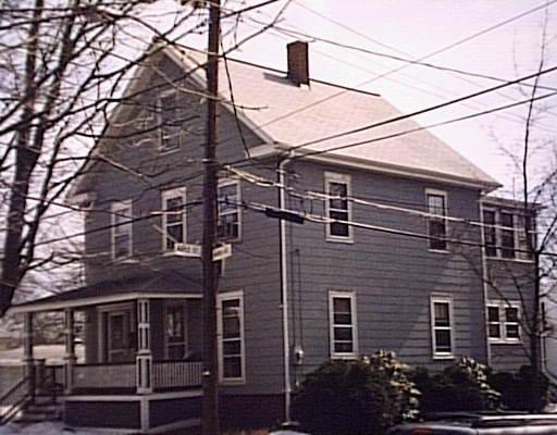 32 Warren Ave, Reading, MA 01867 photo 1