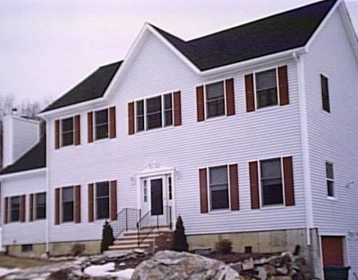 270 Boston Rd, Sutton, MA 01590 photo 1