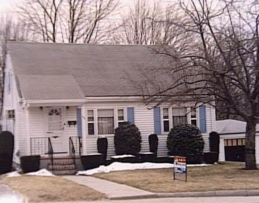22 Mccarthy St, Franklin, MA 02038 photo 1