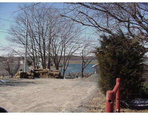 20 Riggs Point Rd, Gloucester, MA 01930 photo 1
