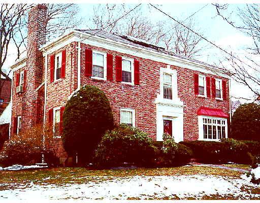 65 Somerset Rd, Brookline, MA 02445 photo 1