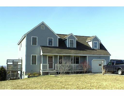 25 Highland View Dr, Sutton, MA 01590 photo 1