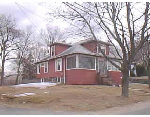 65 Harrison St, Reading, MA 01867 photo 1