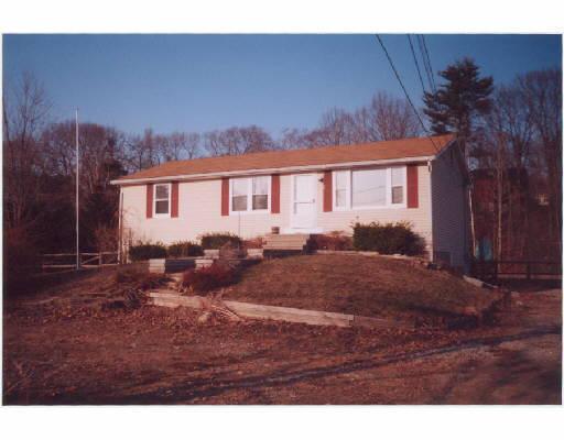 2 Leboeuf Ln, Webster, MA 01570 photo 1