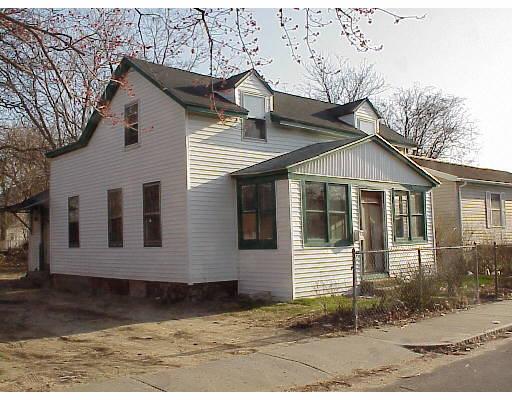 92 Pendleton Ave, Springfield, MA 01109 photo 1