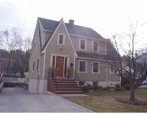 27 Washington Ave, Needham, MA 02492 photo 1