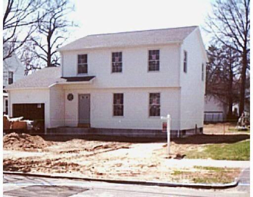 32 Wheeler Ave, Springfield, MA 01118 photo 1