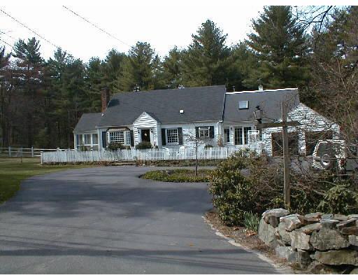 63 Walpole St, Dover, MA 02030 photo 1