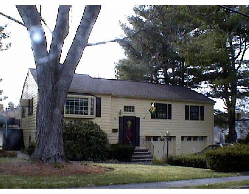 18 Erwin Rd, North Reading, MA 01864 photo 1