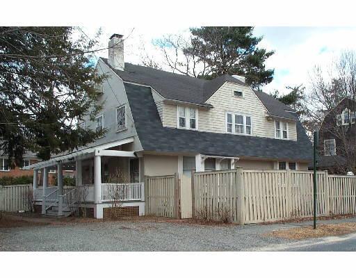 6 Denton Rd, Wellesley, MA 02482 photo 1