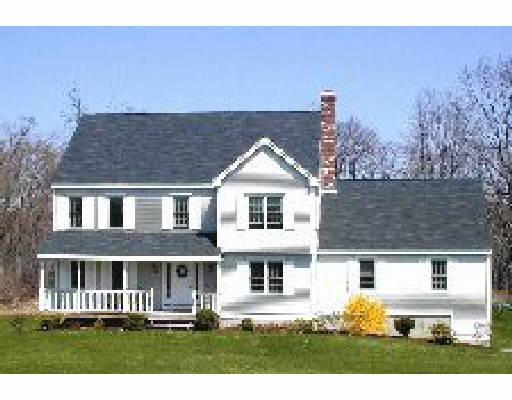 69 Williams St, Upton, MA 01568 photo 1