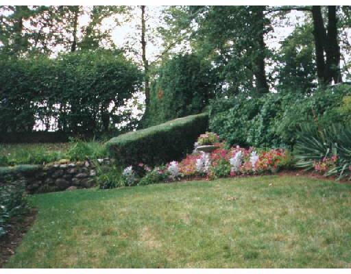 583 Webster St, Needham, MA 02494 photo 2